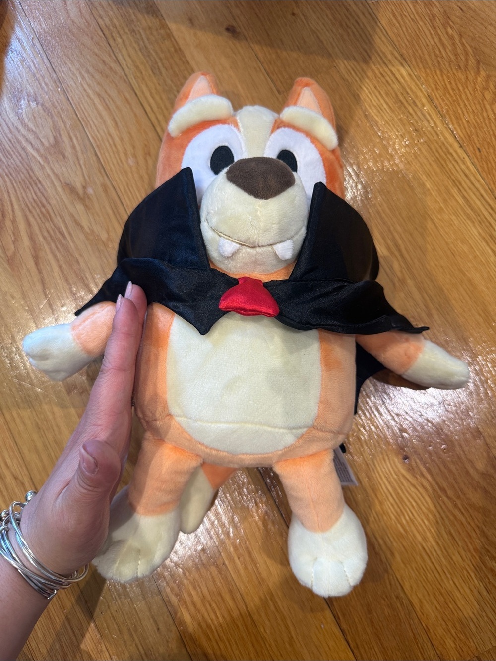 Bluey Bingo plush dressed in a vampire costume - Picture 4 of 5